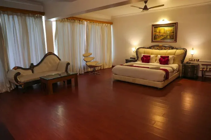Арпора: White Pearl Suites