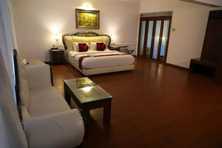 Арпора: White Pearl Suites