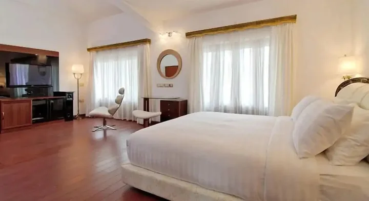 Арпора: White Pearl Suites