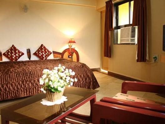 Маргао: Om Shiv Hotel