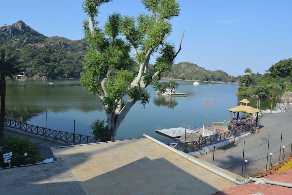 Гора Абу: Hotel Lake Palace