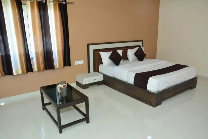 Гора Абу: Hotel  Savera Palace
