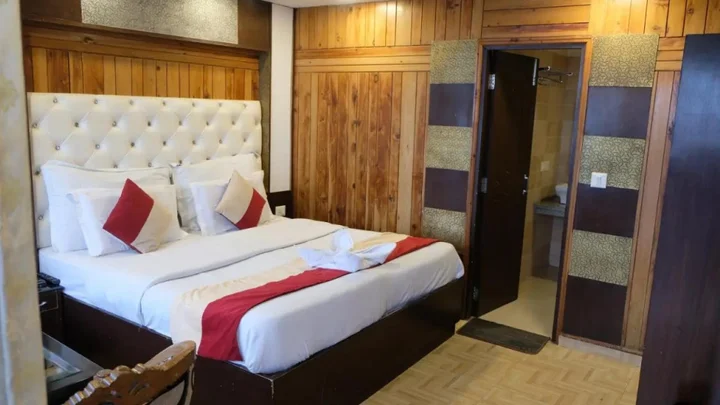Массури: Hotel Luxmount