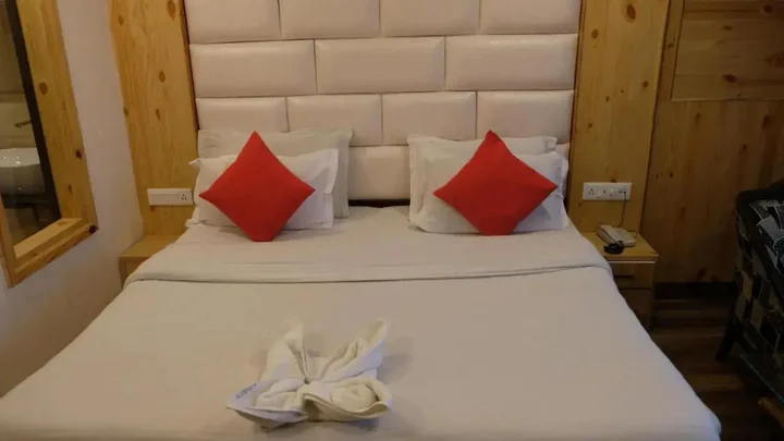 Массури: Hotel Luxmount