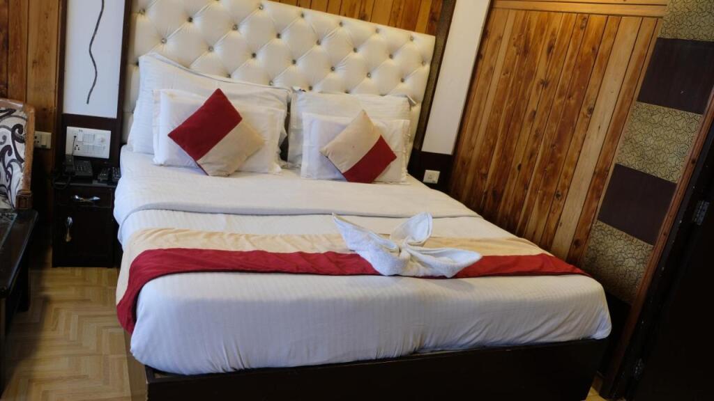 Массури: Hotel Luxmount