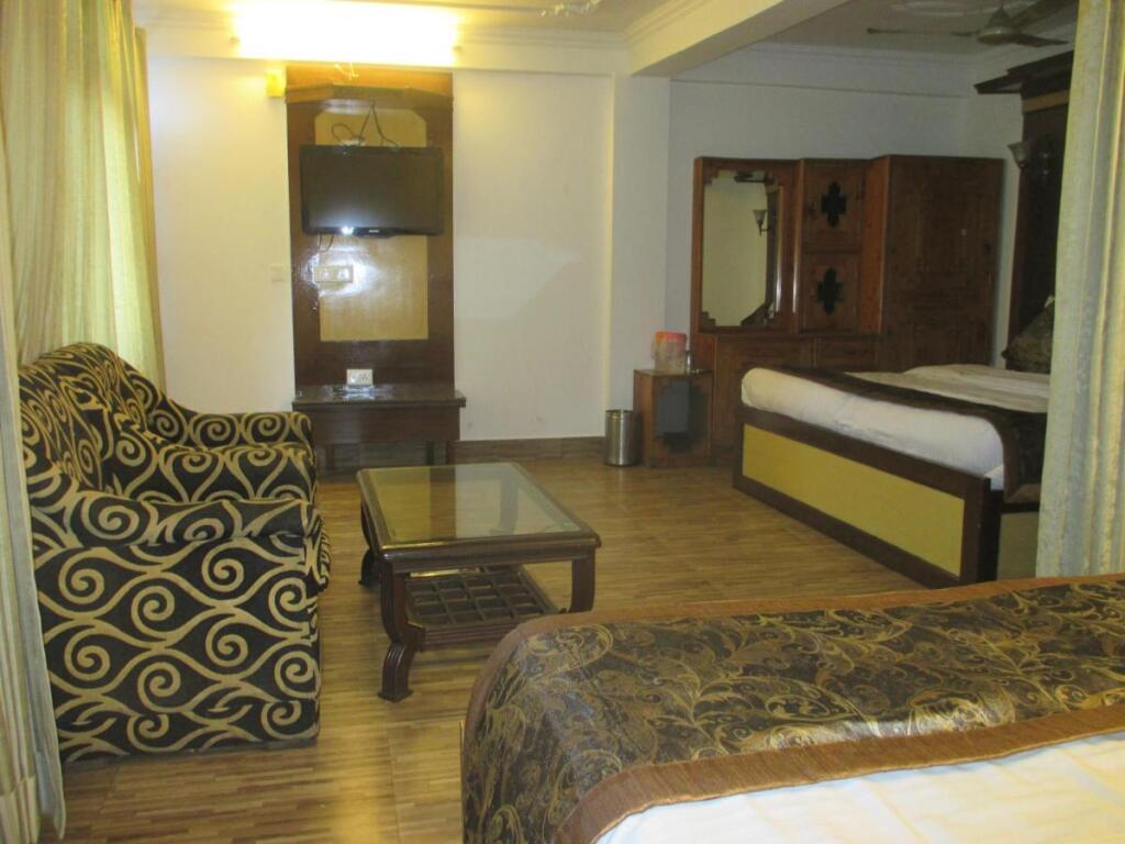 Массури: Hotel Luxmount