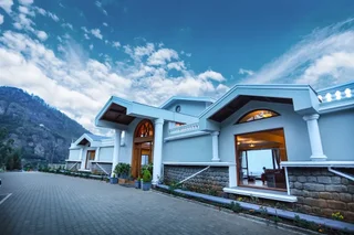 Кунур: Sagar Holiday Resort.