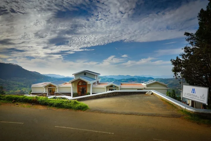 Кунур: Sagar Holiday Resort.
