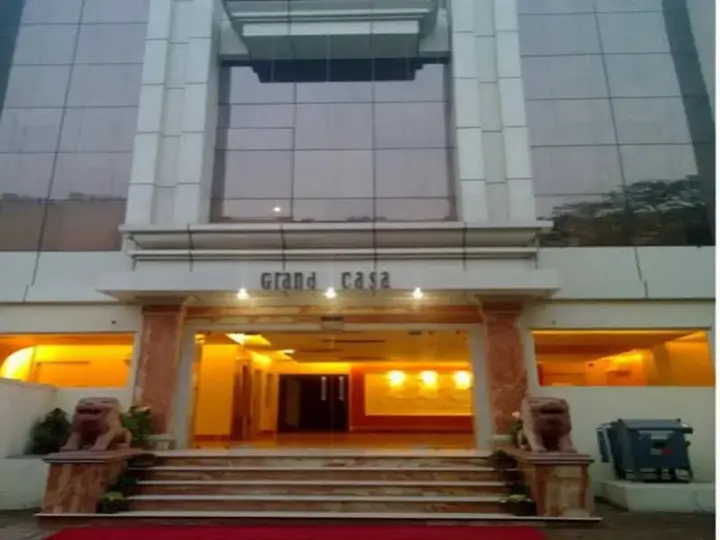 Агра: Hotel Kumar Grand Casa