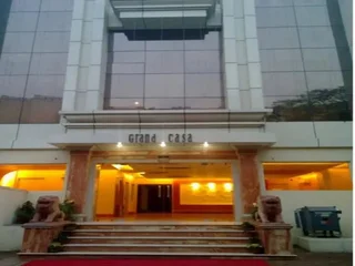 Агра: Hotel Kumar Grand Casa