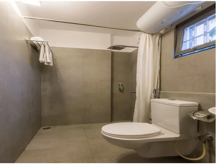 Бангалор: 16 Square Luxury Suites & Boutique