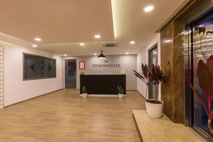 Бангалор: 16 Square Luxury Suites & Boutique