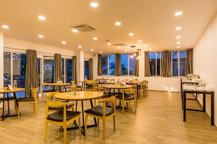 Бангалор: 16 Square Luxury Suites & Boutique