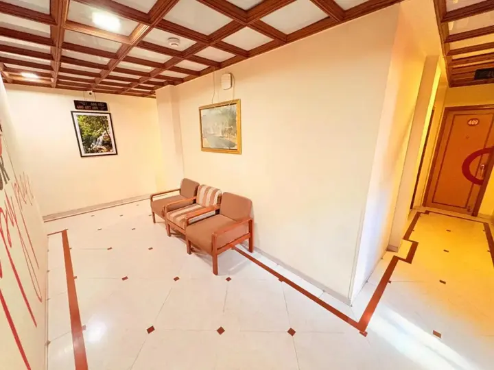 Сурендранагар: President Hotel