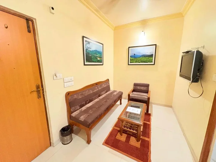 Сурендранагар: President Hotel