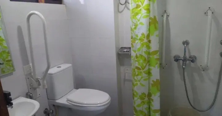 Ковалам: Sree Visakh Hotel