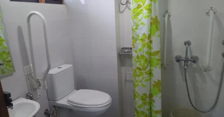 Ковалам: Sree Visakh Hotel