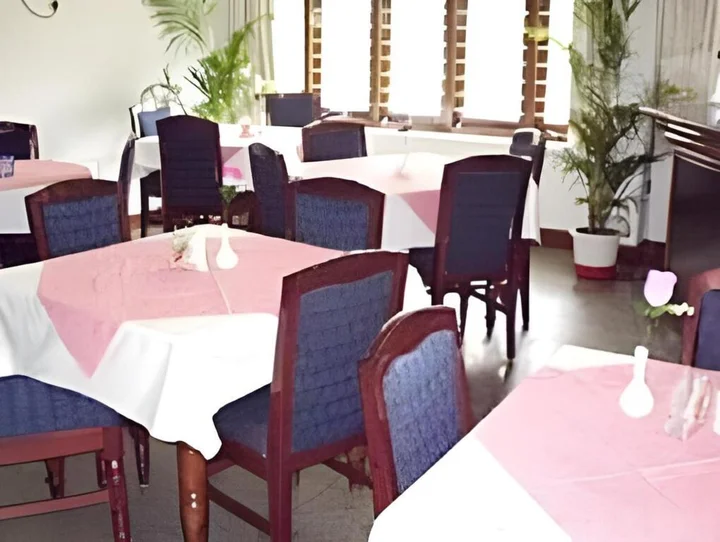 Ковалам: Sree Visakh Hotel
