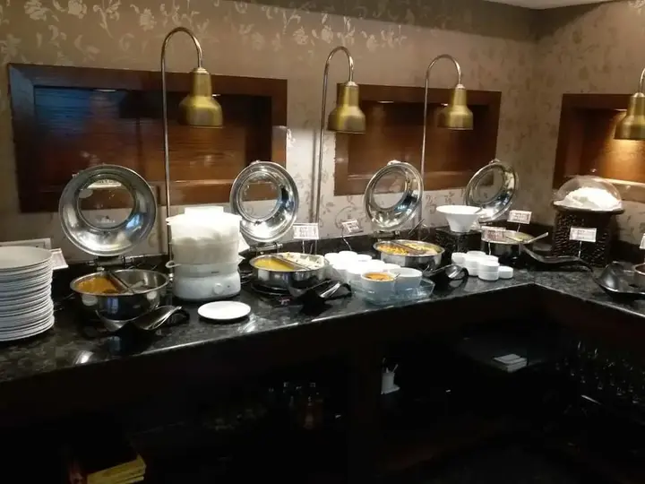 Канпур: Hotel Royal Cliff
