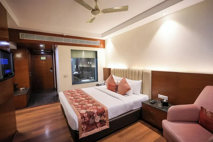 Канпур: Hotel Royal Cliff