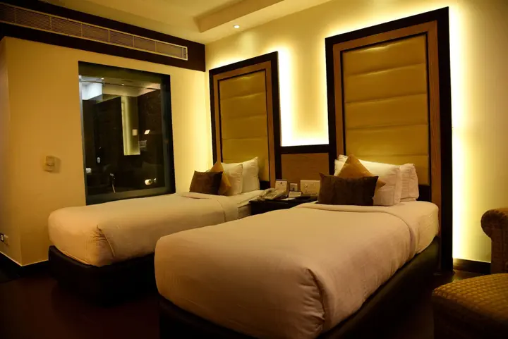 Канпур: Hotel Royal Cliff