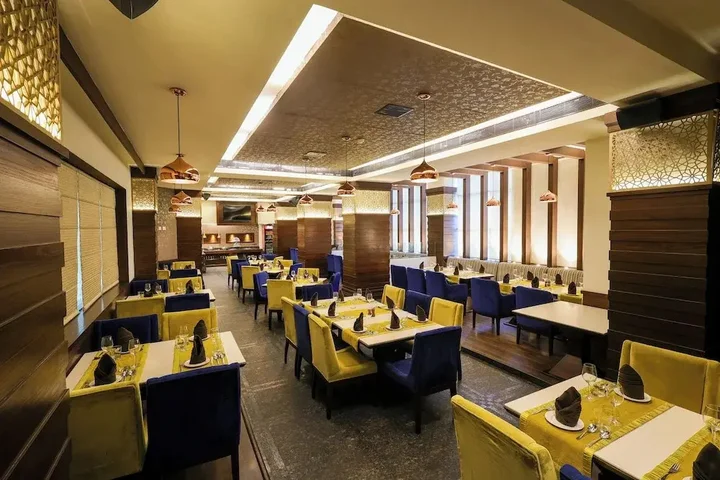 Канпур: Hotel Royal Cliff