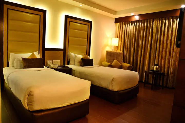 Канпур: Hotel Royal Cliff