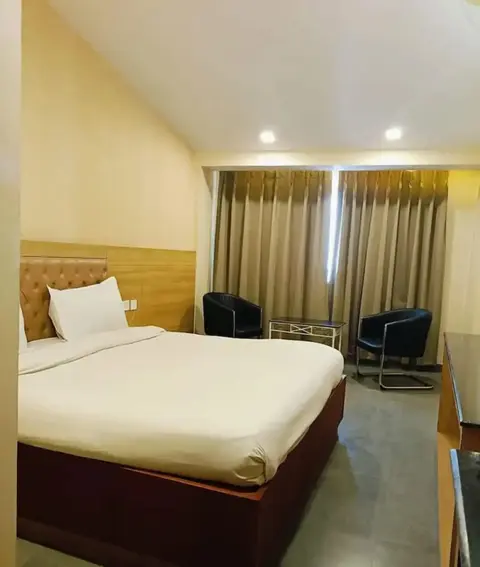 Раникхет: Ranikhet Inn