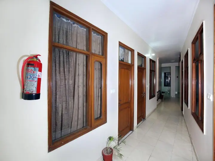 Чандигарх: OYO 5853 Hotel Shingar Regency