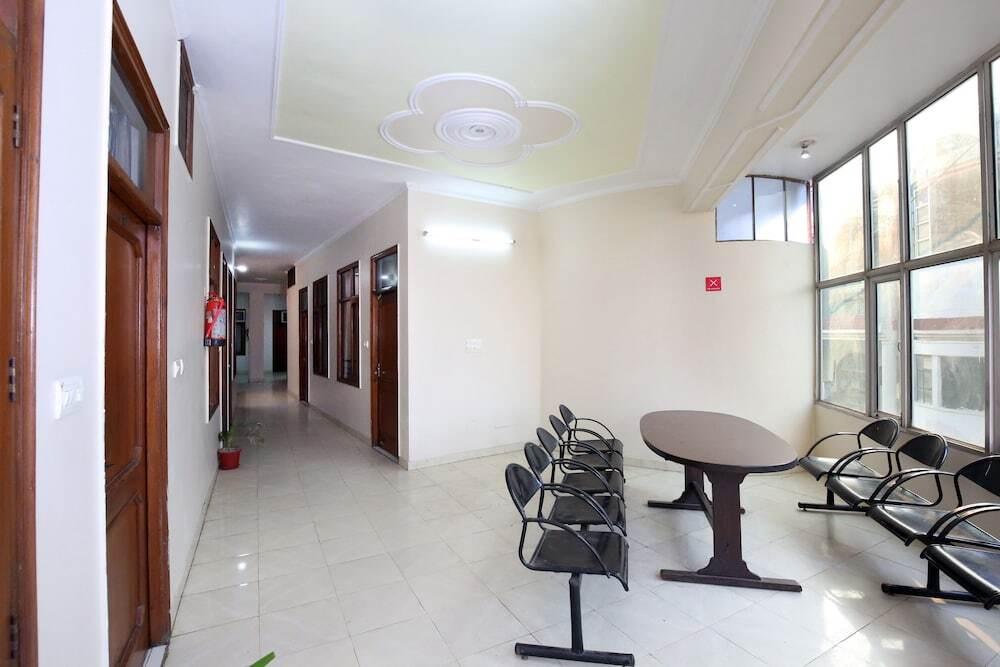 Чандигарх: OYO 5853 Hotel Shingar Regency