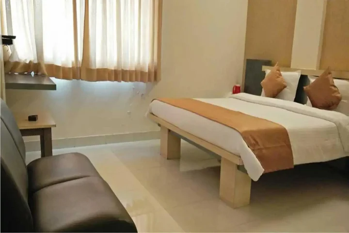 Нашик: Hotel Cool Palace