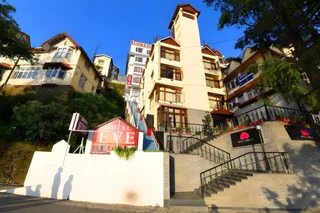 Шимла: Hotel Eve