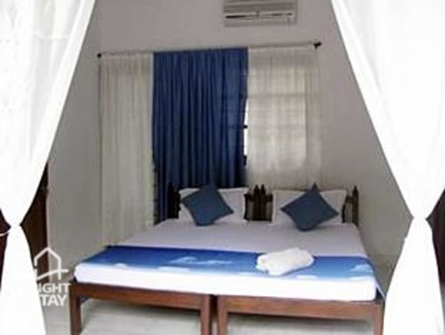 Калангут: Memorare Hotel