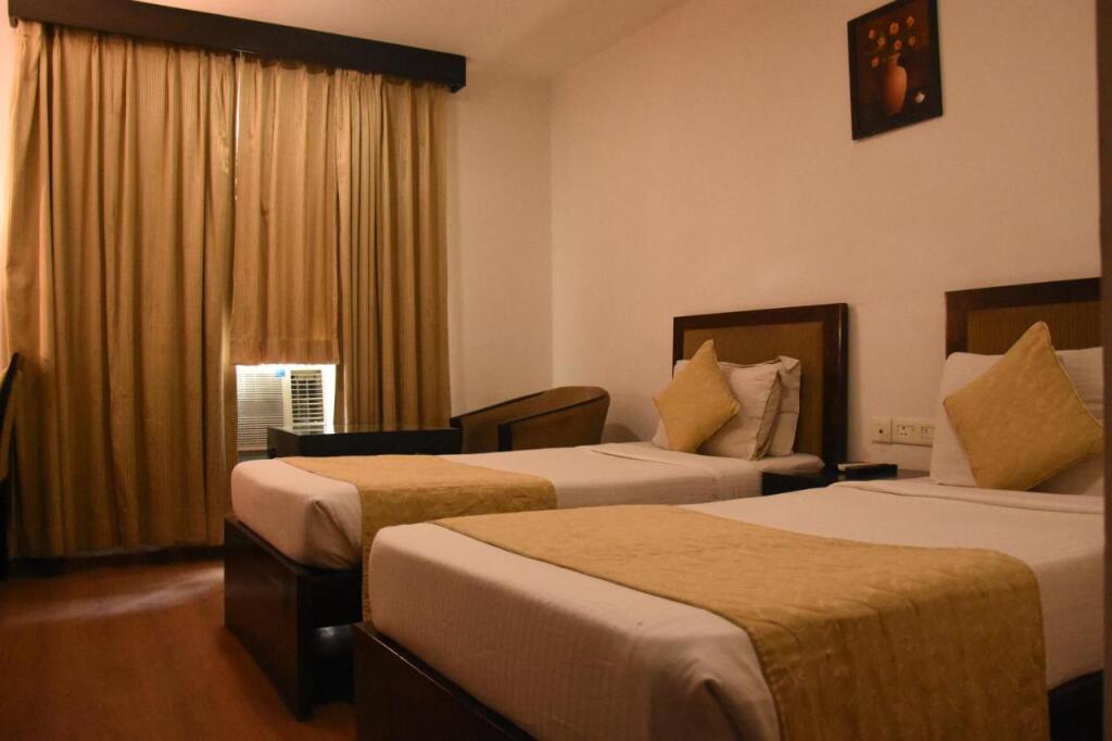 Газиабад: Clarks Inn Kaushambi
