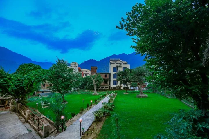 Ришикеш: Raj Resort