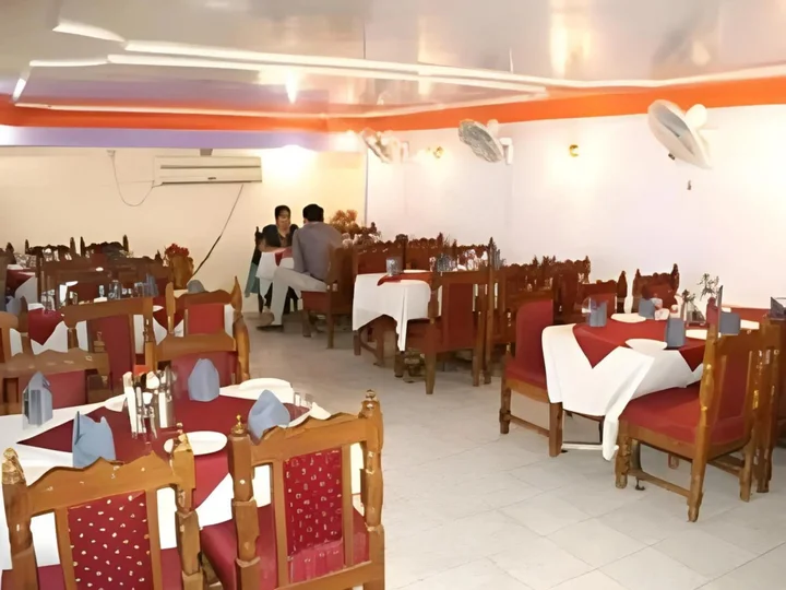 Варанаси: Hotel Lara India