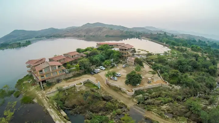 Удаипур: The Jhadol Safari Resort