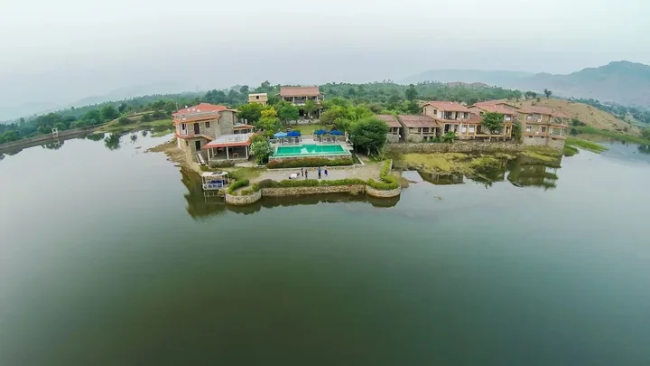 Удаипур: The Jhadol Safari Resort
