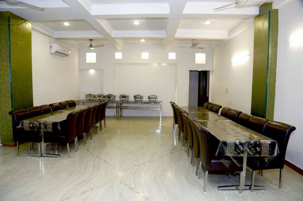 Нью-Дели: Hotel City Centre Inn New Delhi