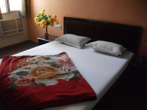 Джайпур: Hotel White Plazo