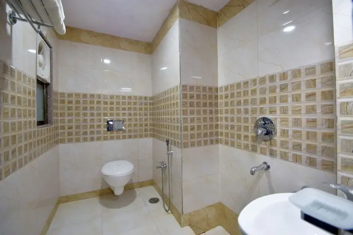 Парсоли: Menal Jungle Safari Resort