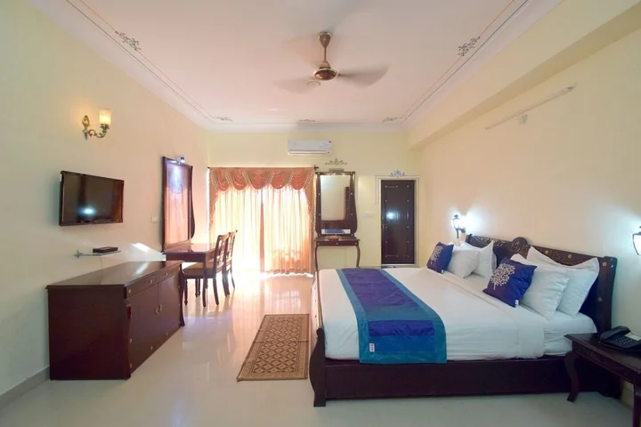 Парсоли: Menal Jungle Safari Resort