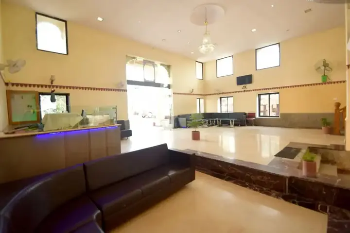 Парсоли: Menal Jungle Safari Resort