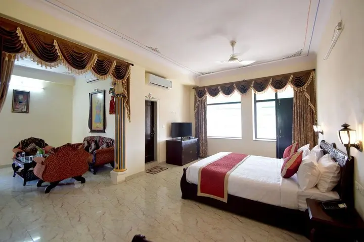 Парсоли: Menal Jungle Safari Resort