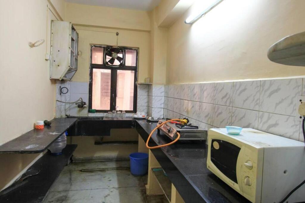 Колката: Mirchi Bite Service Apartments-(A-2 -502)