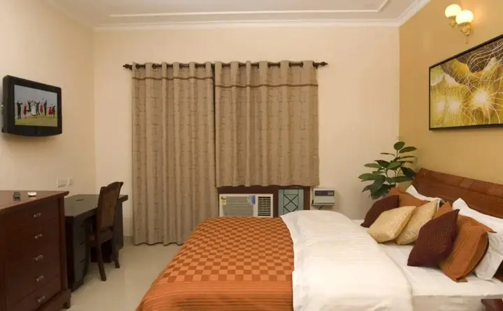 Гуруграм: Tree Top Greens Serviced Apartment