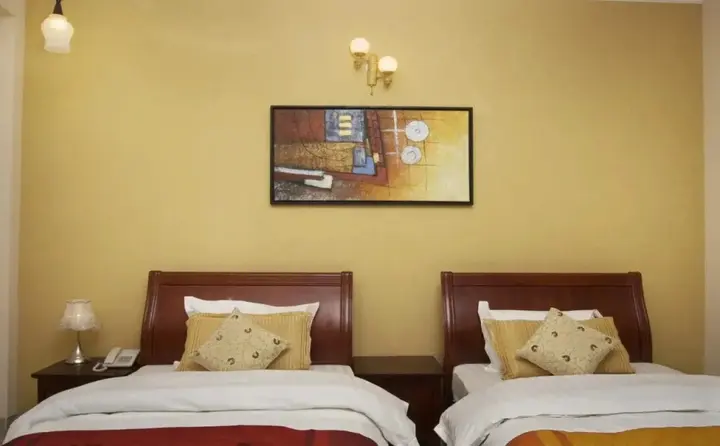 Гуруграм: Tree Top Greens Serviced Apartment