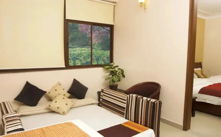 Гуруграм: Tree Top Greens Serviced Apartment