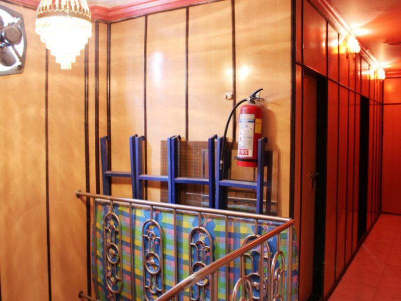 Мумбаи: Hotel Adiba Residency