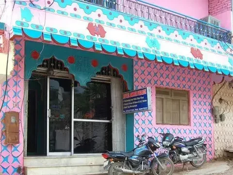 Пушкар: Praful Palace